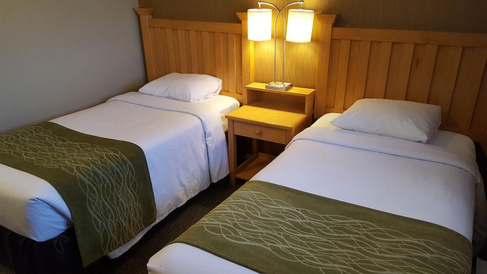 Econo Lodge Inn & Suites North Vancouver Eksteriør billede