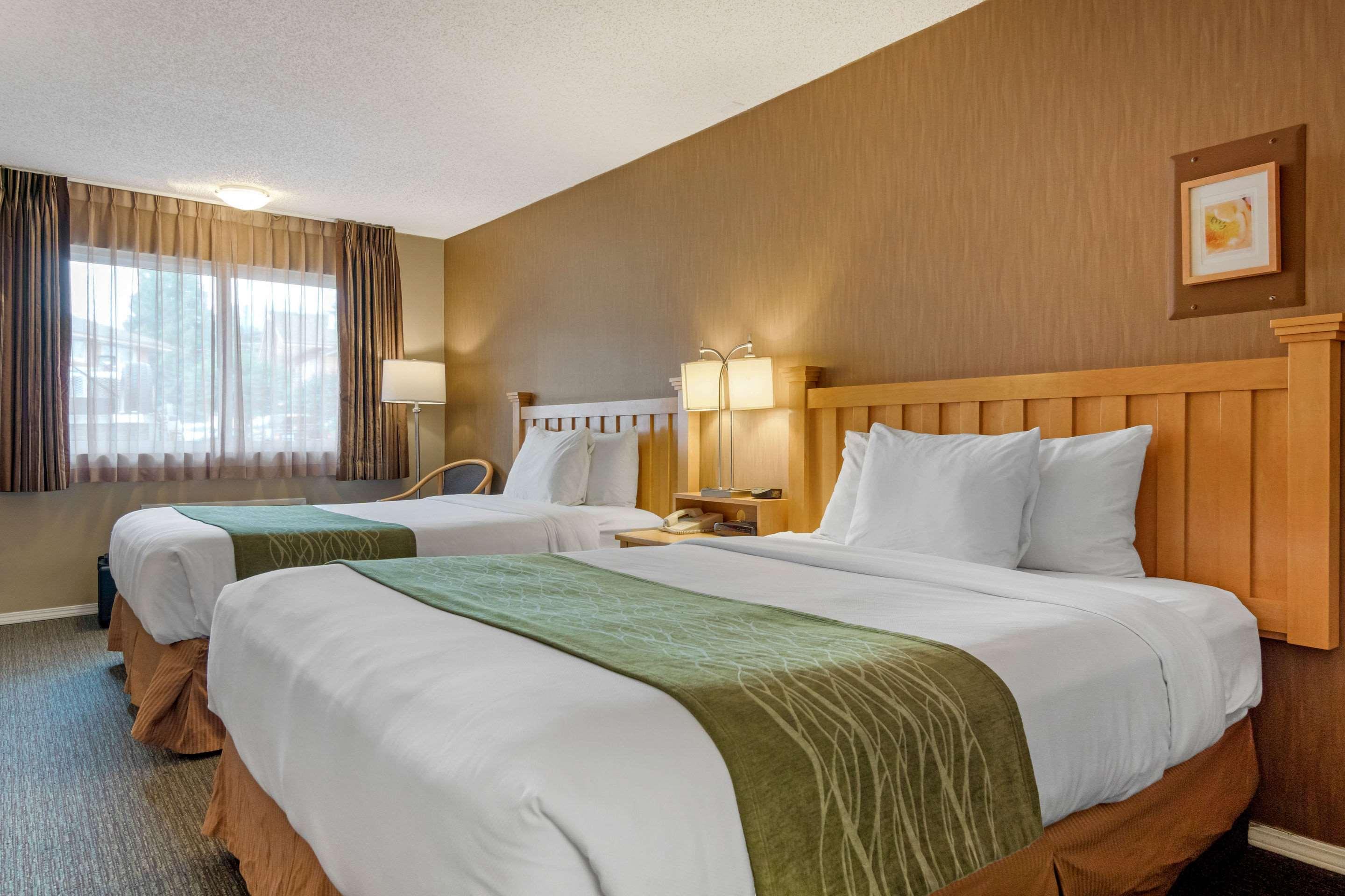 Econo Lodge Inn & Suites North Vancouver Eksteriør billede